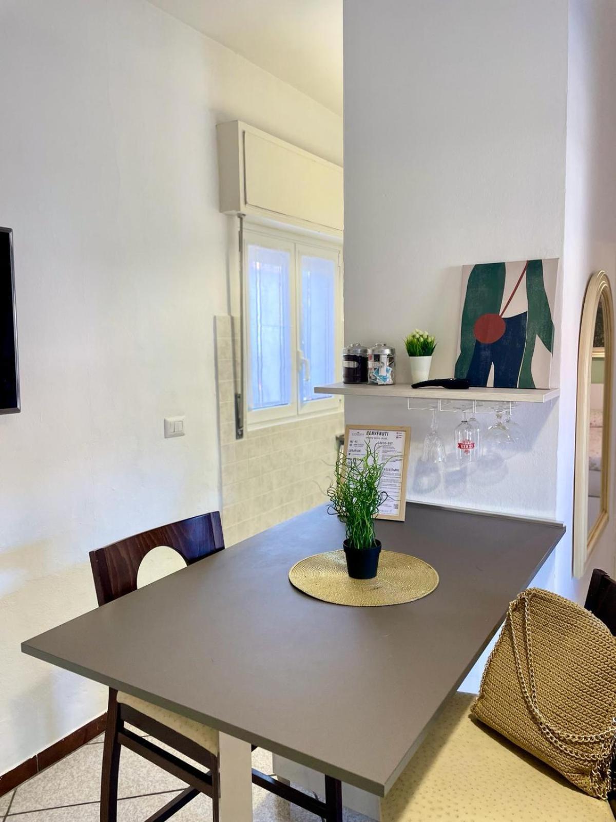 Bnbook Lago Maggiore Studio كاستيلّيتّو سوبرا تي المظهر الخارجي الصورة